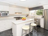 https://images.listonce.com.au/custom/160x/listings/2-kirriemuir-street-hamlyn-heights-vic-3215/579/01699579_img_03.jpg?rPmKuMnaU00