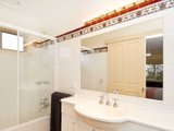 https://images.listonce.com.au/custom/160x/listings/2-kirriemuir-street-hamlyn-heights-vic-3215/579/01699579_img_12.jpg?7G7vtggdNAk