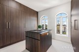 https://images.listonce.com.au/custom/160x/listings/2-kurrajong-avenue-glen-waverley-vic-3150/029/01971029_img_12.jpg?Pux8tDbVKnc
