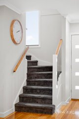 https://images.listonce.com.au/custom/160x/listings/2-lacey-close-lilydale-vic-3140/248/01970248_img_05.jpg?xpPu7X2kUf8