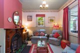 https://images.listonce.com.au/custom/160x/listings/2-lake-road-daylesford-vic-3460/846/01723846_img_02.jpg?vrpmhzvrj6g
