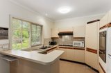 https://images.listonce.com.au/custom/160x/listings/2-lalla-court-kew-vic-3101/073/00490073_img_05.jpg?rsdiC-xzTEg