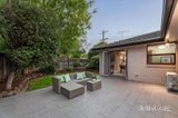 https://images.listonce.com.au/custom/160x/listings/2-landen-avenue-glen-waverley-vic-3150/986/01820986_img_14.jpg?7OgdMsPvdAI