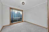 https://images.listonce.com.au/custom/160x/listings/2-lapwing-road-south-morang-vic-3752/419/01533419_img_10.jpg?frPMznnCWyA