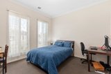 https://images.listonce.com.au/custom/160x/listings/2-lein-court-highton-vic-3216/618/01698618_img_04.jpg?hP35F3c_5zI