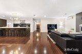 https://images.listonce.com.au/custom/160x/listings/2-lemon-grove-mount-waverley-vic-3149/987/01947987_img_04.jpg?D3-I9wQ5iUQ