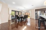 https://images.listonce.com.au/custom/160x/listings/2-lemon-grove-mount-waverley-vic-3149/987/01947987_img_10.jpg?ejxgcQT-JjM