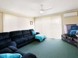 https://images.listonce.com.au/custom/160x/listings/2-leura-court-corio-vic-3214/586/01699586_img_03.jpg?6-a8Em0r-YE