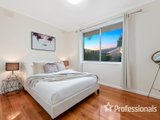 https://images.listonce.com.au/custom/160x/listings/2-linda-place-ringwood-north-vic-3134/640/01525640_img_09.jpg?c4qZR7yEZBI