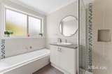 https://images.listonce.com.au/custom/160x/listings/2-lowry-crescent-miners-rest-vic-3352/078/01914078_img_04.jpg?EUz6cHrwxl8