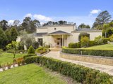 https://images.listonce.com.au/custom/160x/listings/2-lucieer-court-templestowe-vic-3106/687/01743687_img_12.jpg?qhi3fRXnFFc