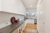 https://images.listonce.com.au/custom/160x/listings/2-macdonald-street-glen-iris-vic-3146/900/00356900_img_08.jpg?dR4biWFppCo