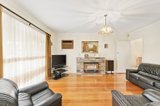 https://images.listonce.com.au/custom/160x/listings/2-madison-court-mount-waverley-vic-3149/794/00613794_img_03.jpg?eTiruYZYHCQ