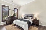 https://images.listonce.com.au/custom/160x/listings/2-mallard-close-doncaster-east-vic-3109/741/01984741_img_06.jpg?0mo95_xVOZ0