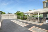 https://images.listonce.com.au/custom/160x/listings/2-manor-house-drive-mornington-vic-3931/406/01973406_img_17.jpg?zz9iVQV86cM