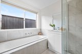 https://images.listonce.com.au/custom/160x/listings/2-marabou-mews-mount-martha-vic-3934/507/01717507_img_10.jpg?OiUkAmTm4FE