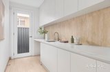 https://images.listonce.com.au/custom/160x/listings/2-mary-street-prahran-vic-3181/989/01947989_img_09.jpg?0hCvxqt2NEw