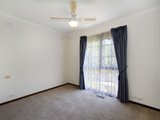 https://images.listonce.com.au/custom/160x/listings/2-mayfield-court-croydon-vic-3136/357/01525357_img_09.jpg?eKPQ-nkCaxA