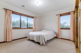 https://images.listonce.com.au/custom/160x/listings/2-mayo-close-templestowe-vic-3106/071/01305071_img_08.jpg?e2JU5AQN99Y