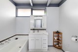 https://images.listonce.com.au/custom/160x/listings/2-mckenzie-court-greensborough-vic-3088/211/01705211_img_10.jpg?nLrCcMtdSdw