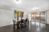 https://images.listonce.com.au/custom/160x/listings/2-mckenzie-street-seaford-vic-3198/466/01236466_img_04.jpg?KtNd0m3Bvvo