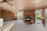 https://images.listonce.com.au/custom/160x/listings/2-mcmillan-road-green-gully-vic-3462/300/01987300_img_04.jpg?2y7IXeLyQFU
