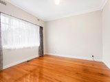 https://images.listonce.com.au/custom/160x/listings/2-milfay-court-balwyn-north-vic-3104/130/01684130_img_03.jpg?vf3TP0BatrY