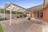 https://images.listonce.com.au/custom/160x/listings/2-millford-court-invermay-park-vic-3350/562/01287562_img_14.jpg?2vSx-SbimxQ