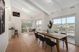 https://images.listonce.com.au/custom/160x/listings/2-miramar-court-donvale-vic-3111/648/00816648_img_05.jpg?fTFBL7YBIzQ