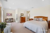 https://images.listonce.com.au/custom/160x/listings/2-mont-close-doncaster-east-vic-3109/395/01826395_img_05.jpg?MamXk1Gfipk