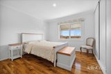 https://images.listonce.com.au/custom/160x/listings/2-morella-court-daylesford-vic-3460/372/01887372_img_07.jpg?r4Feu71IhZs