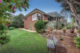 https://images.listonce.com.au/custom/160x/listings/2-mountainview-close-croydon-hills-vic-3136/525/01274525_img_11.jpg?9TqHGz3B8-A