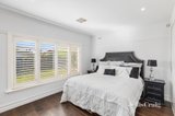 https://images.listonce.com.au/custom/160x/listings/2-mountfield-avenue-malvern-east-vic-3145/129/01592129_img_07.jpg?Fh8RKD1GDqQ