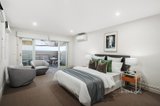 https://images.listonce.com.au/custom/160x/listings/2-mulgrave-street-kensington-vic-3031/231/01078231_img_06.jpg?QEV0PP6k91I