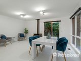 https://images.listonce.com.au/custom/160x/listings/2-nandina-close-warranwood-vic-3134/717/01525717_img_07.jpg?ri7Hd3E5i7k