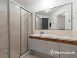 https://images.listonce.com.au/custom/160x/listings/2-nandina-close-warranwood-vic-3134/717/01525717_img_13.jpg?Lzvm3Vtmub8