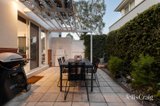 https://images.listonce.com.au/custom/160x/listings/2-narooma-place-port-melbourne-vic-3207/302/01982302_img_10.jpg?0lmflj-odpM