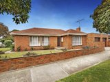 https://images.listonce.com.au/custom/160x/listings/2-neal-court-altona-north-vic-3025/825/01202825_img_01.jpg?mHWKVRGIwHE