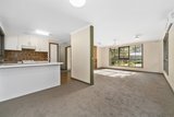 https://images.listonce.com.au/custom/160x/listings/2-nepean-place-mornington-vic-3931/832/01772832_img_05.jpg?6MPBaxvcbyU