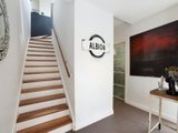 https://images.listonce.com.au/custom/160x/listings/2-norma-barnett-lane-port-melbourne-vic-3207/433/01087433_img_06.jpg?Zbq9hJcN_Ks