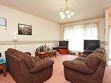 https://images.listonce.com.au/custom/160x/listings/2-norman-road-croydon-vic-3136/185/01525185_img_03.jpg?IFAc17IxSR8