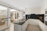 https://images.listonce.com.au/custom/160x/listings/2-nyora-street-malvern-east-vic-3145/587/00718587_img_05.jpg?hZBxo7dXfxE