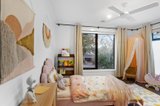 https://images.listonce.com.au/custom/160x/listings/2-oliver-avenue-blackburn-vic-3130/819/01723819_img_11.jpg?VOzswVYcsUg