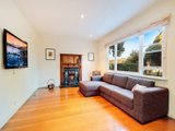 https://images.listonce.com.au/custom/160x/listings/2-opal-street-forest-hill-vic-3131/731/01743731_img_02.jpg?s5Cq21fMgJE