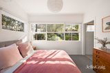 https://images.listonce.com.au/custom/160x/listings/2-orchard-grove-heathmont-vic-3135/799/01974799_img_09.jpg?DNTv6_Jbt-Y