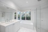 https://images.listonce.com.au/custom/160x/listings/2-orchid-way-hurstbridge-vic-3099/918/01590918_img_10.jpg?Y7IlB0t0Zks