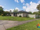 https://images.listonce.com.au/custom/160x/listings/2-orna-street-ferntree-gully-vic-3156/635/01524635_img_12.jpg?7rCNcYBXt8s