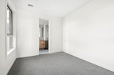 https://images.listonce.com.au/custom/160x/listings/2-oyster-lane-point-lonsdale-vic-3225/872/01704872_img_07.jpg?jrWsPRhWC08