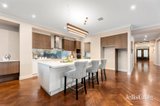https://images.listonce.com.au/custom/160x/listings/2-pamay-road-mount-waverley-vic-3149/635/01910635_img_07.jpg?_bWppxvtb7s