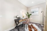 https://images.listonce.com.au/custom/160x/listings/2-pamay-road-mount-waverley-vic-3149/635/01910635_img_09.jpg?c9mS7PgukWY